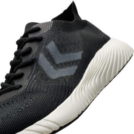 TRINITY BREAKER SEAMLESS chaussures à 259,90 TND TRINITY BREAKER SEAMLESS chaussures à 259,90 TND